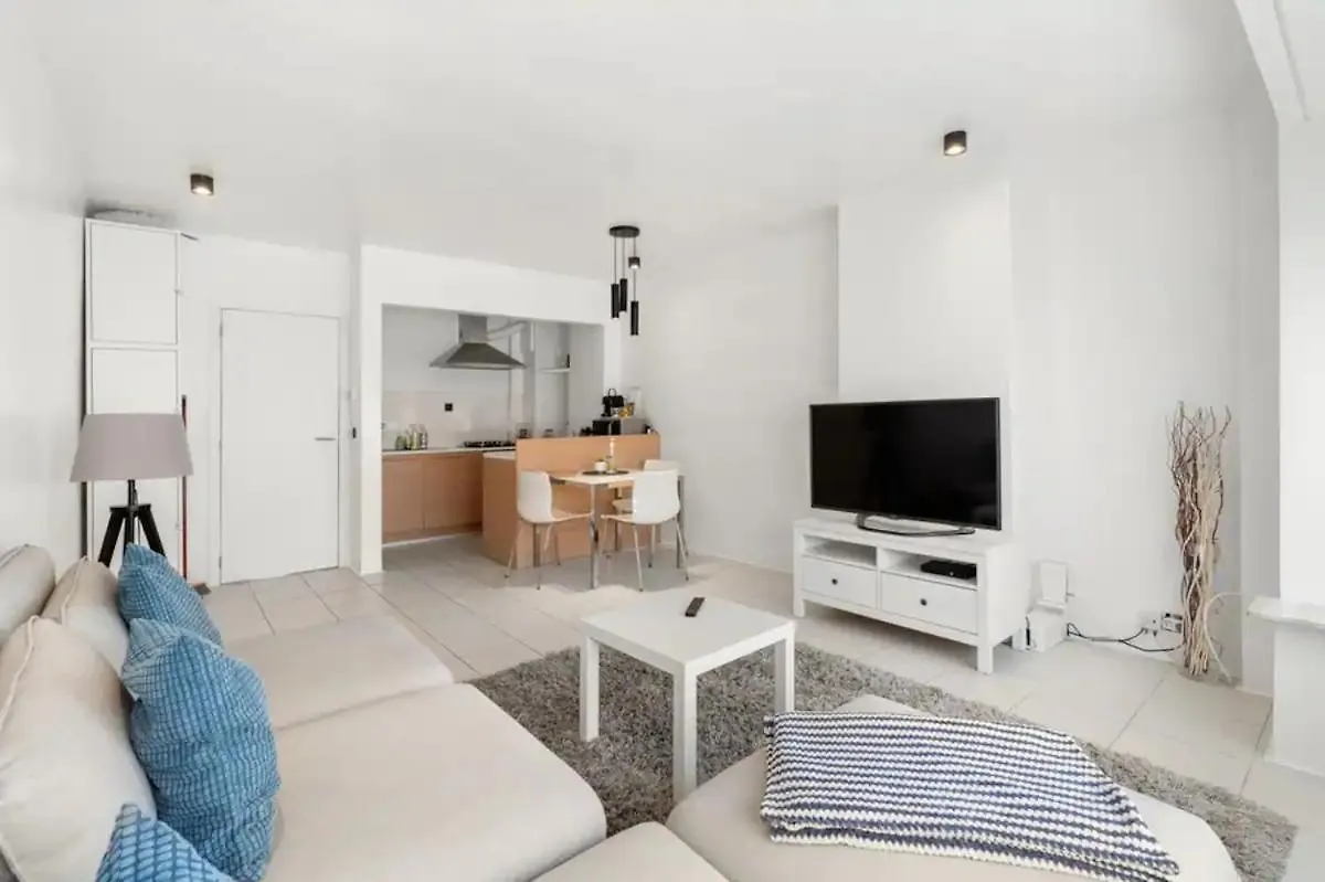 Sunny Apartment 500M From The Beach OOstende